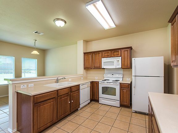 4th image of 9200 Brents Elm Dr
