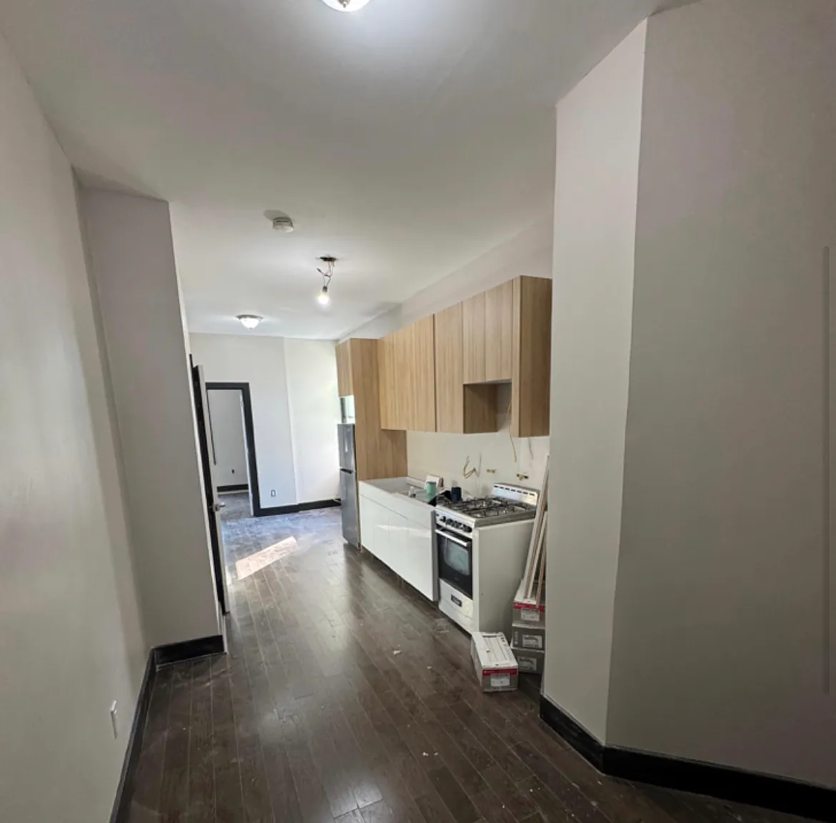 2 bed, 1975 sqft, $1,891 — Photo 2