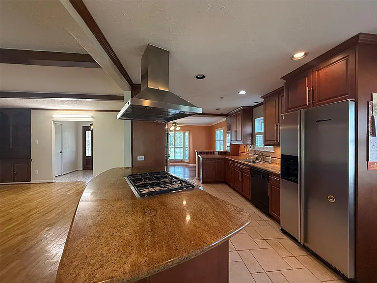 7718 Lacy Hill Dr — Photo 14