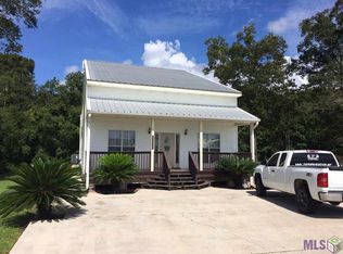 26273 Riverscape Dr, Springfield, LA 70462