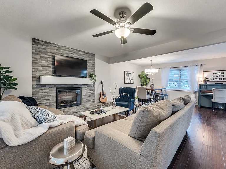 13019 Glenside Dr — Photo 9