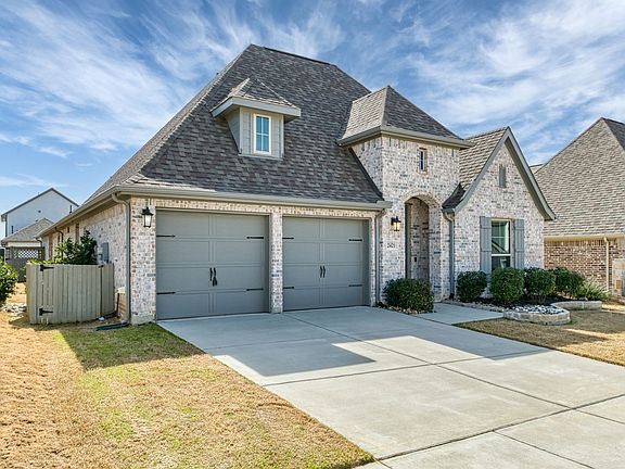 4th image of 2421 Stella Ln