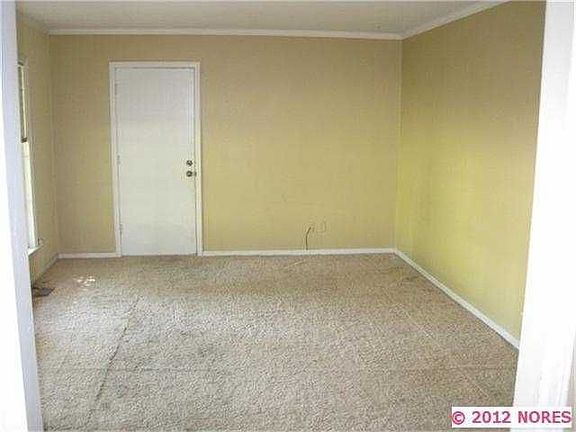 3rd image of 6005 S Marion Pl