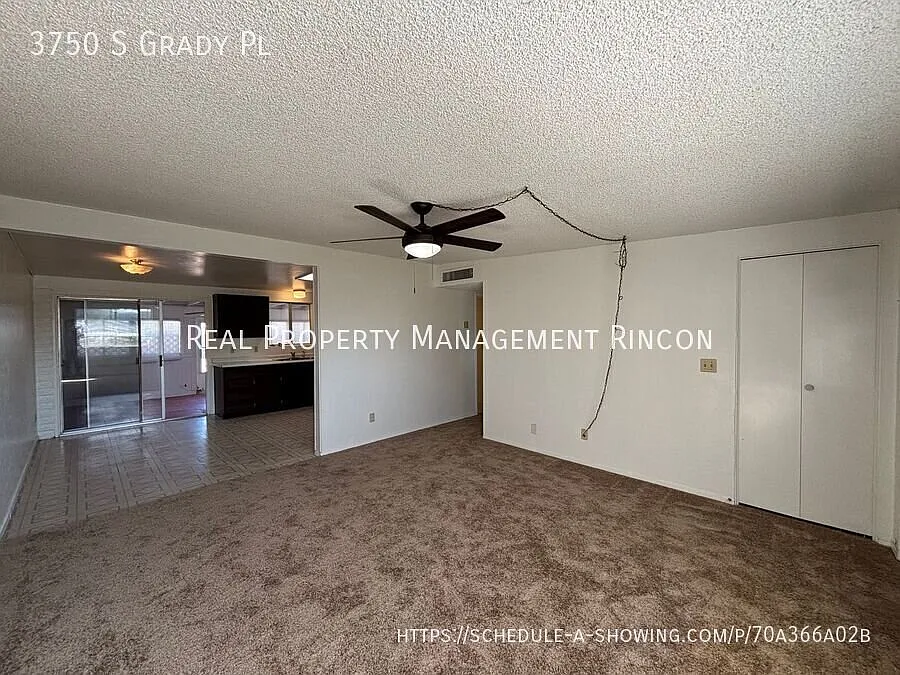 Nice 3-Bed, 2-Bath on Tucson's Eastside! — Photo 2