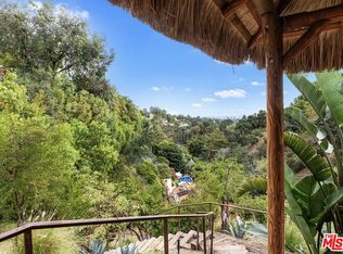 10051 Cielo Dr, Beverly Hills, CA 90210