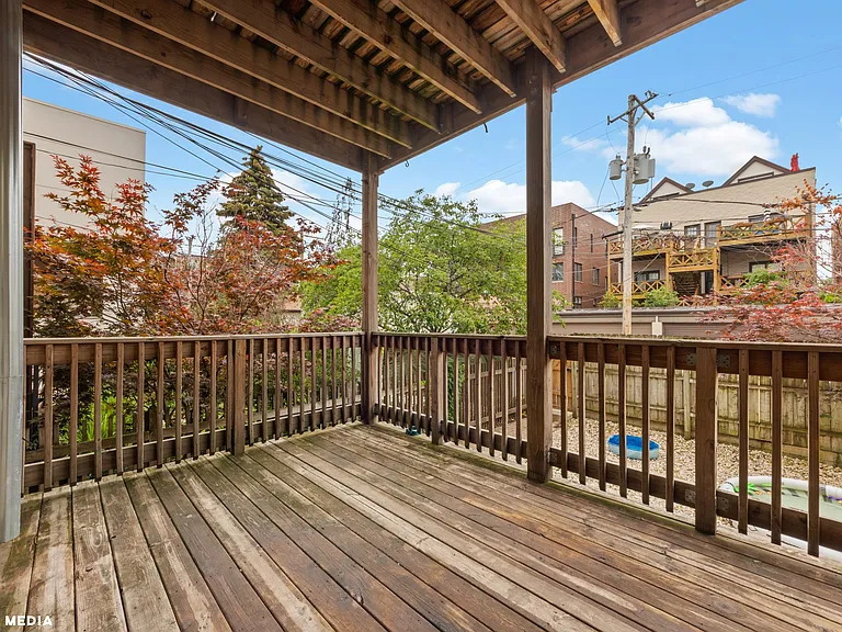 2025 W Walton St #1 — Photo 14