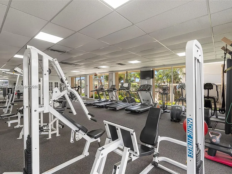 300 Bayview Dr #508 — Photo 33