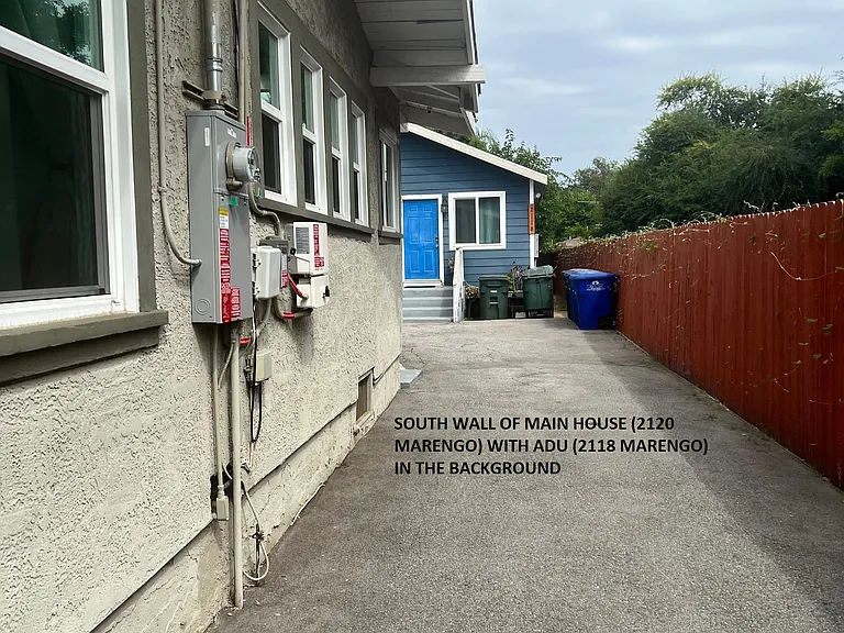 2118 N Marengo Ave — Photo 19