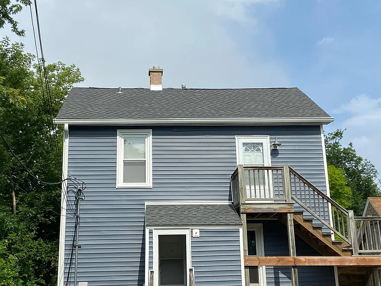 1566 Dewey Ave #2R — Photo 3