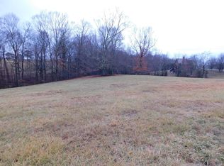 8 Creekside Blvd, Russell Springs, KY