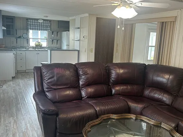 2455 N Tropical Trl #20, Merritt Island, FL 32953