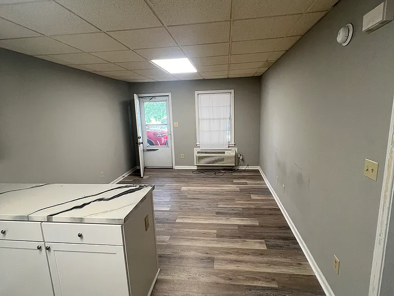 301 Cypress St #4 — Photo 10