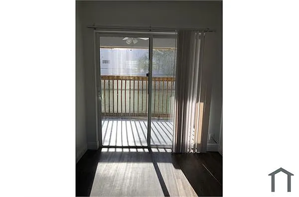 Building Photo - 3474 Rudolf Rd #4