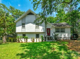 5009 Tara Tea Dr, Tega Cay, SC 29708