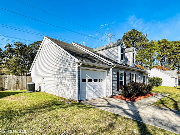 2nd image of 107 Wedgewood Drive