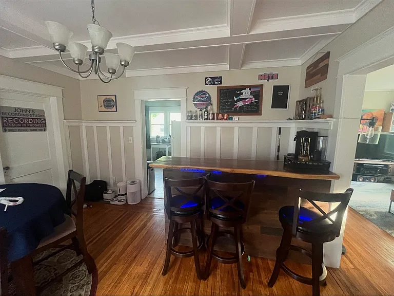 9 Wellington Rd #2 — Photo 1