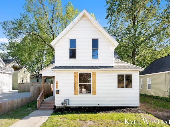 248 Matilda St NE, Grand Rapids, MI 49503