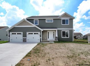 4661 Eagle Dr, Caledonia, MI 49316