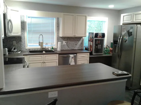 321 E 68th St, Kansas City, MO 64113