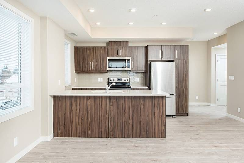 Edmonton Apartment for rent - 2 Bedrooms — photo 12