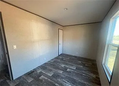 511 W Hillsboro St #15R — Photo 9