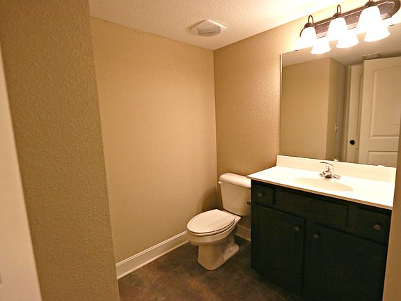 5th image of 15454 NW 124th St