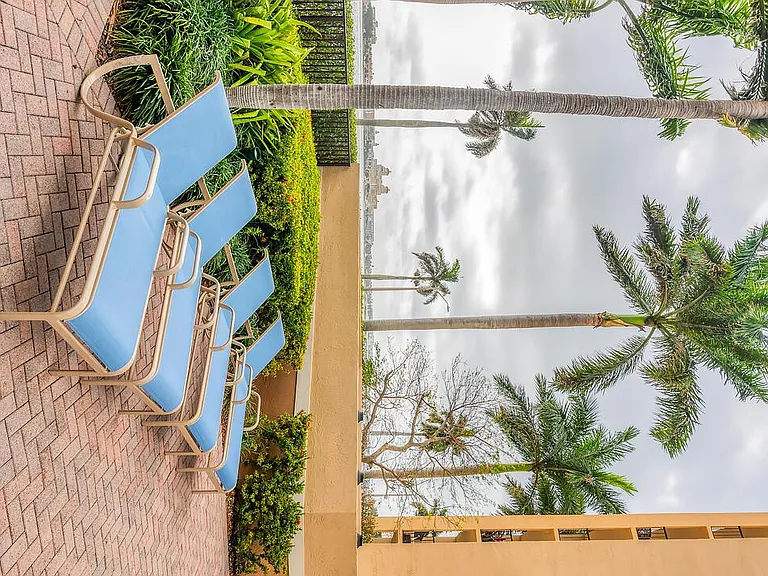 1801 N Flagler Dr #818 — Photo 34