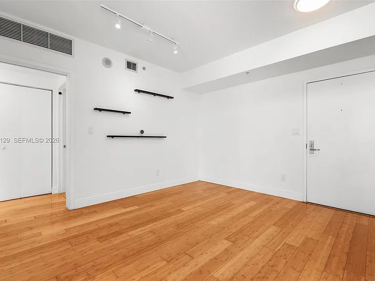 335 S Biscayne Blvd #908 — Photo 5