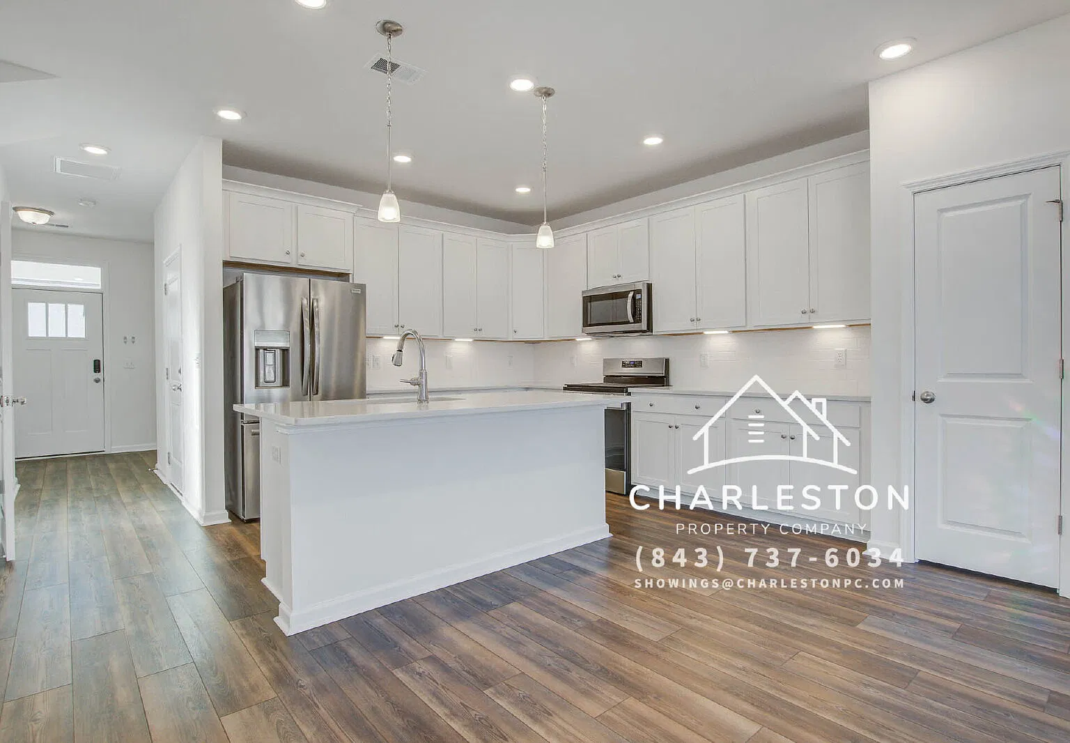 3 bed, 2.5 bath, 1594 sqft, $1,995 — Photo 4