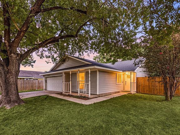 3rd image of 6526 Turtlewood St
