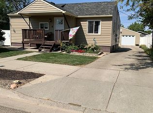 2205 Leighton Blvd, Miles City, MT 59301