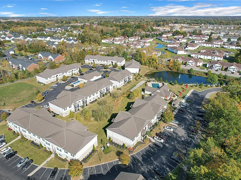 Crosspoint Apartments — Photo 33