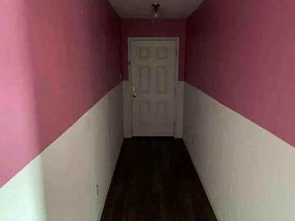 3rd image of 513 Autumnwood Way