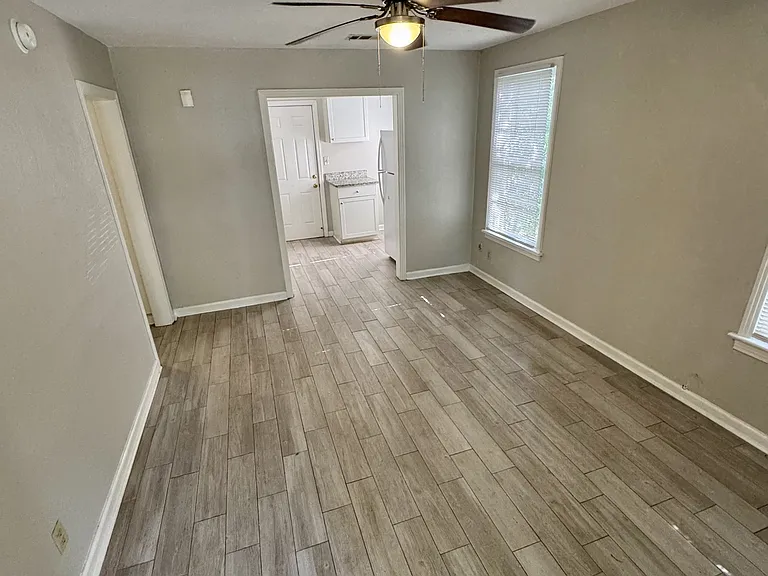 1618 Elberta Dr — Photo 9