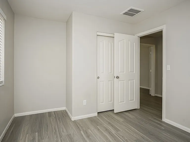 949 Country Skies Ave — Photo 13