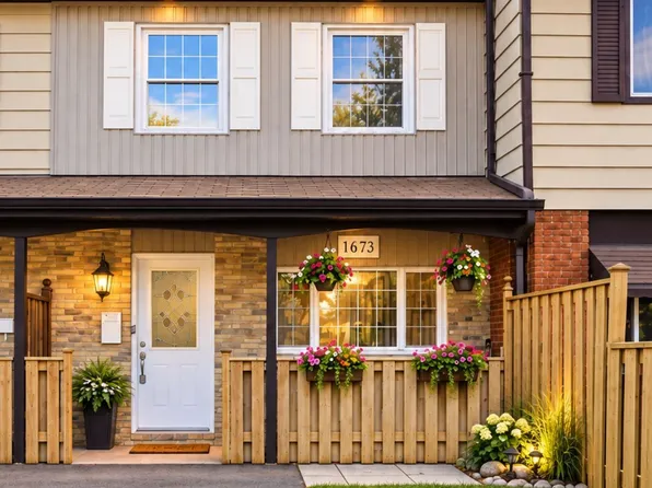1673 Applewood Cres, Peterborough, ON K9K 1N3