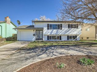 44 Solar Dr, Pueblo, CO 81005