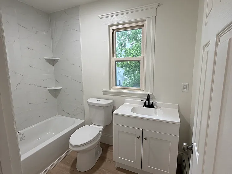 25 Lorenzo St #1 — Photo 13