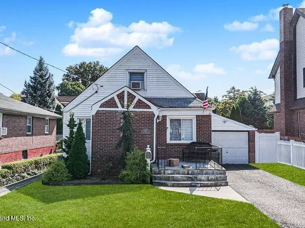 168 Otis Ave, Staten Island, NY 10306