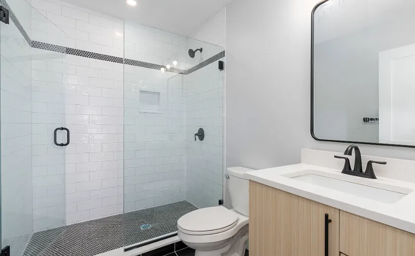 2 bed, 9999 sqft, $3,600 — Photo 4
