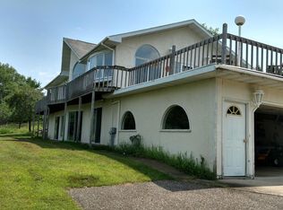 1555 E Margaret St, Iron Mountain, MI 49801