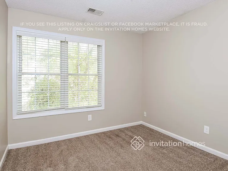 940 Twin Brook Ct — Photo 13
