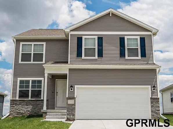 12669 205th Ave, Gretna, NE 68028