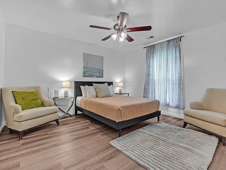 8910 Magnolia Leaf Cv — Photo 13