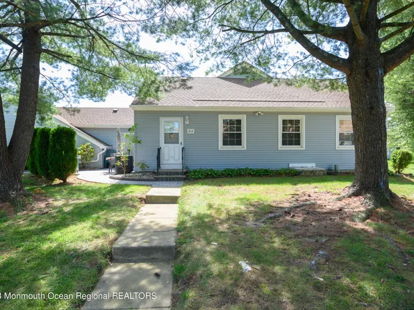 71 Patrick Henry Square #A, Freehold, NJ 07728