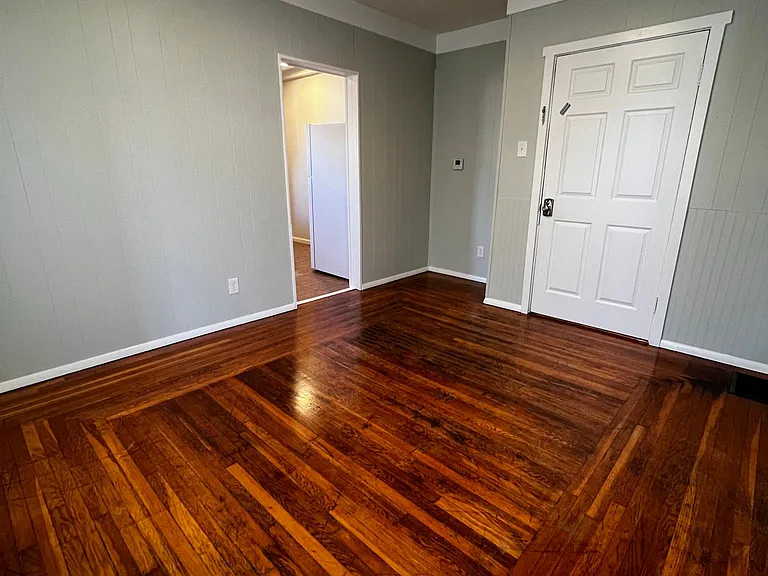 4414 Ivanhoe Ave #3 — Photo 4