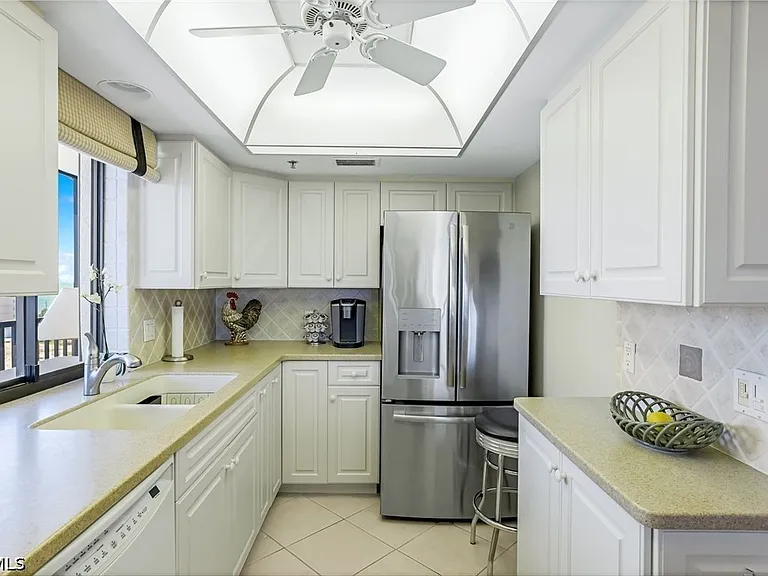 26235 Hickory Blvd #7B — Photo 11