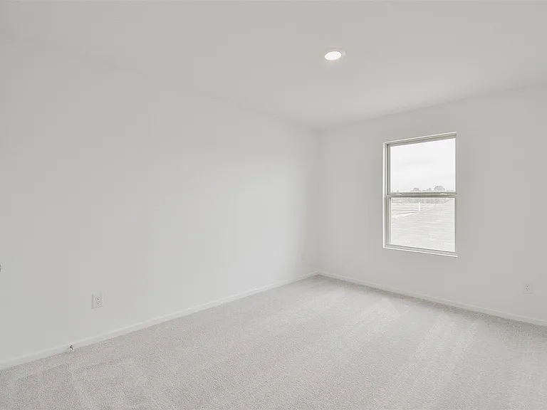 18546 Cepagatti Dr — Photo 31