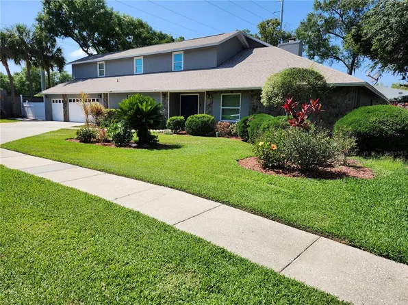 3441 Valley Ranch Dr, Lutz, FL 33548