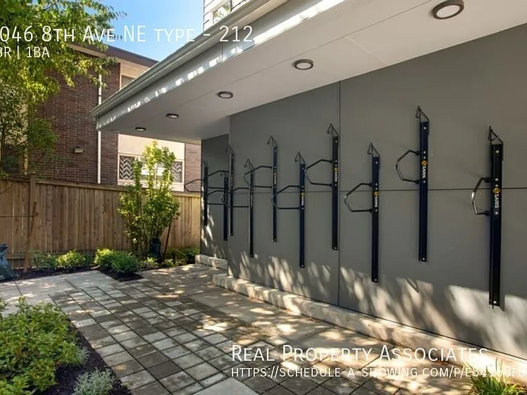 4046 8th Ave NE #212 — Photo 10